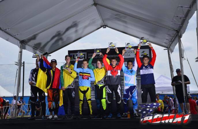 Tatyan lui hin tsan champion du monde boy 15